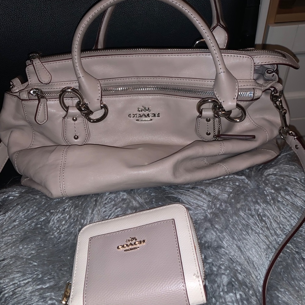 Coach set
